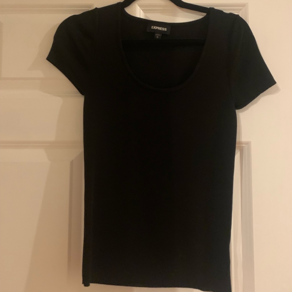 Fitted scoopneck short sleeve Express size medium Black